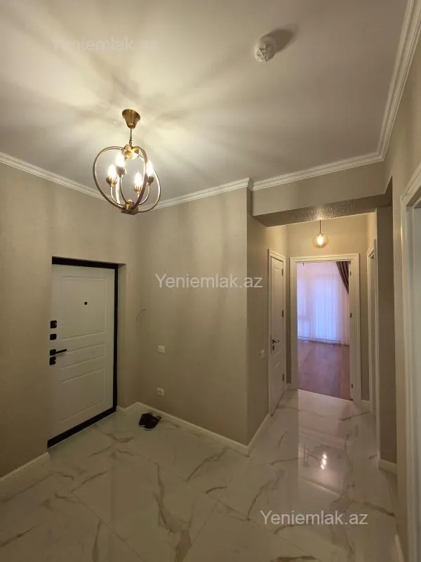 Satılır 3 otaqlı yeni tikili 95 m²