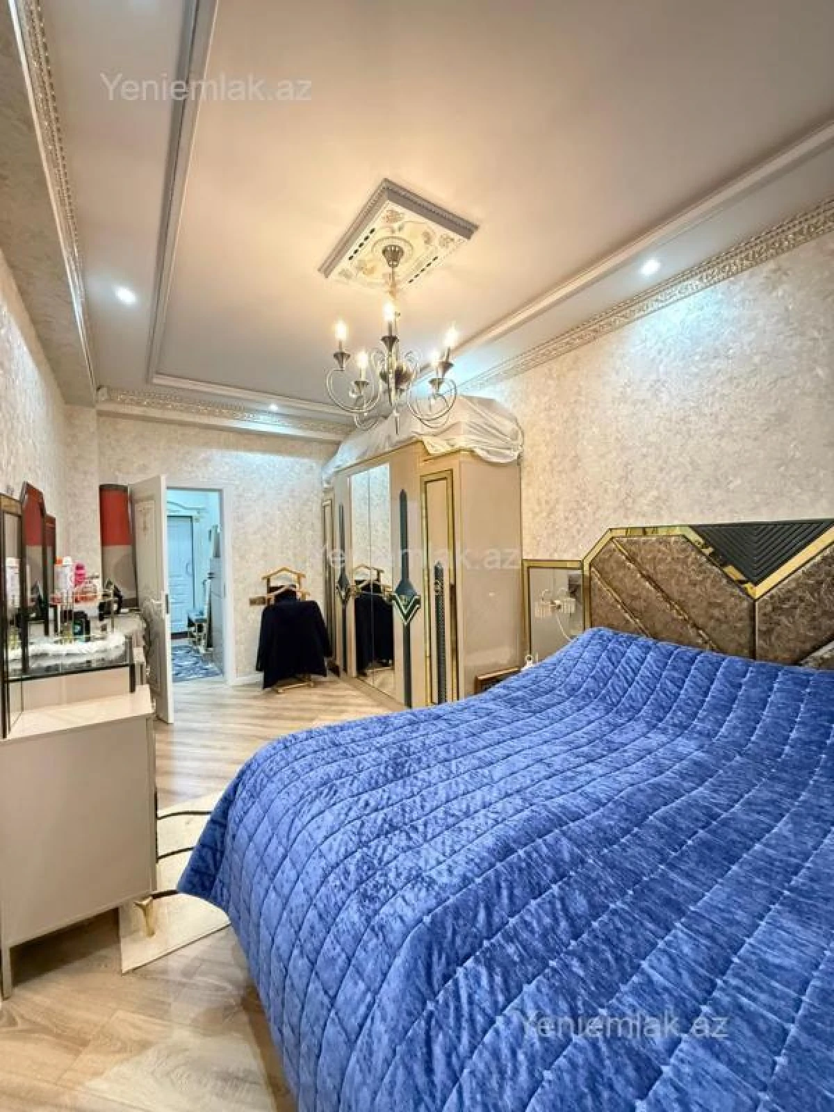 Satılır 3 otaqlı yeni tikili 101 m²
