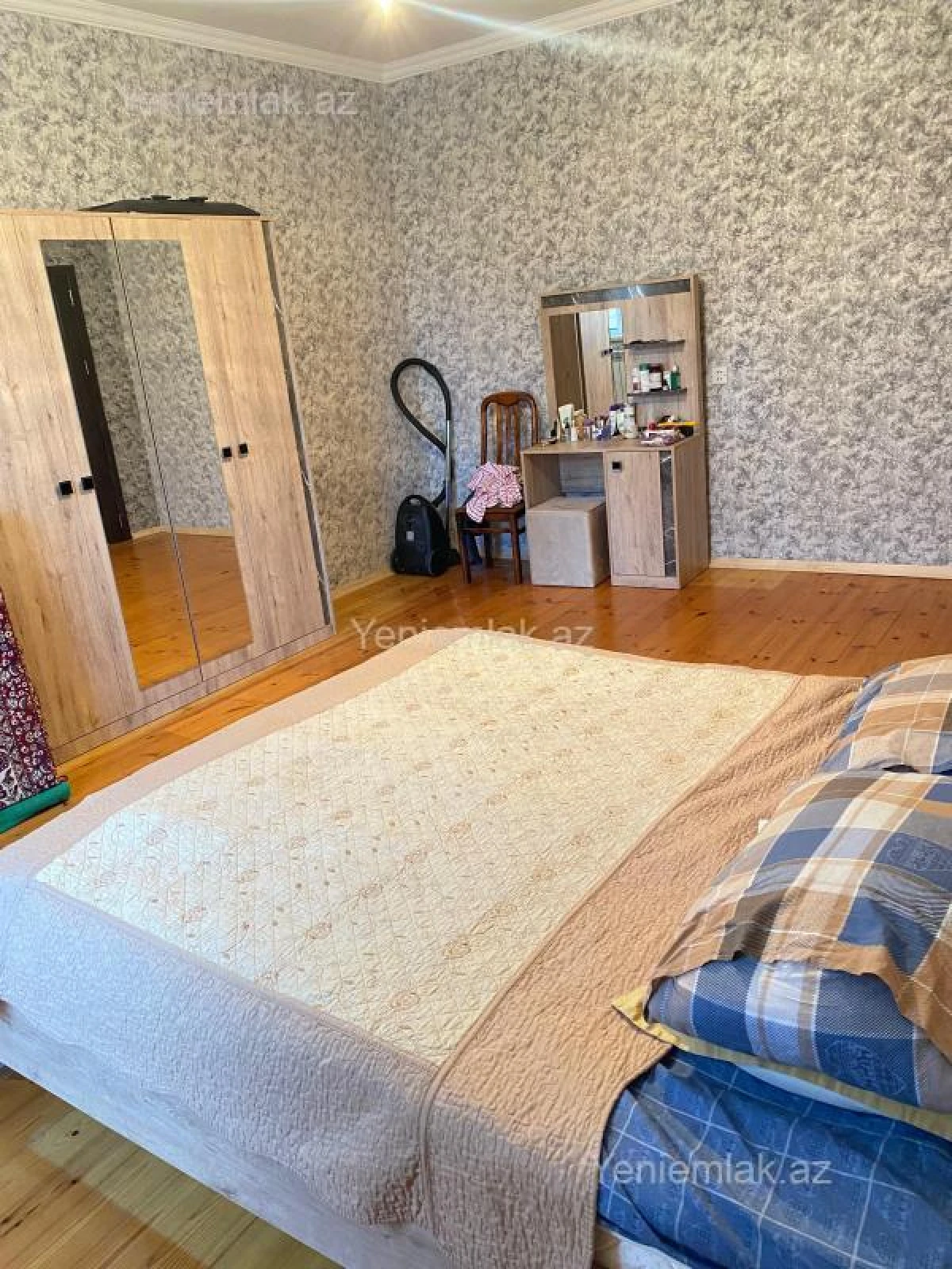 Satılır 4 otaqlı həyət evi 150 m²