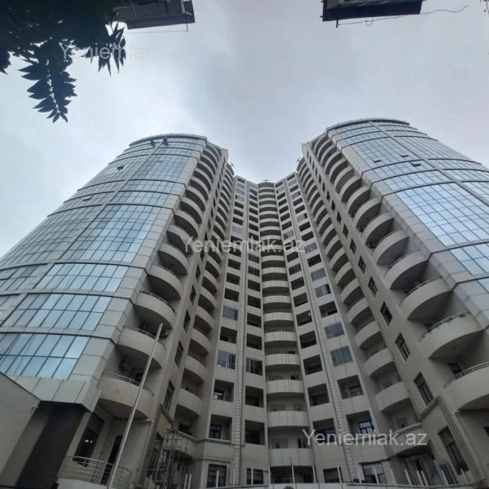 Satılır 5 otaqlı yeni tikili 287 m²