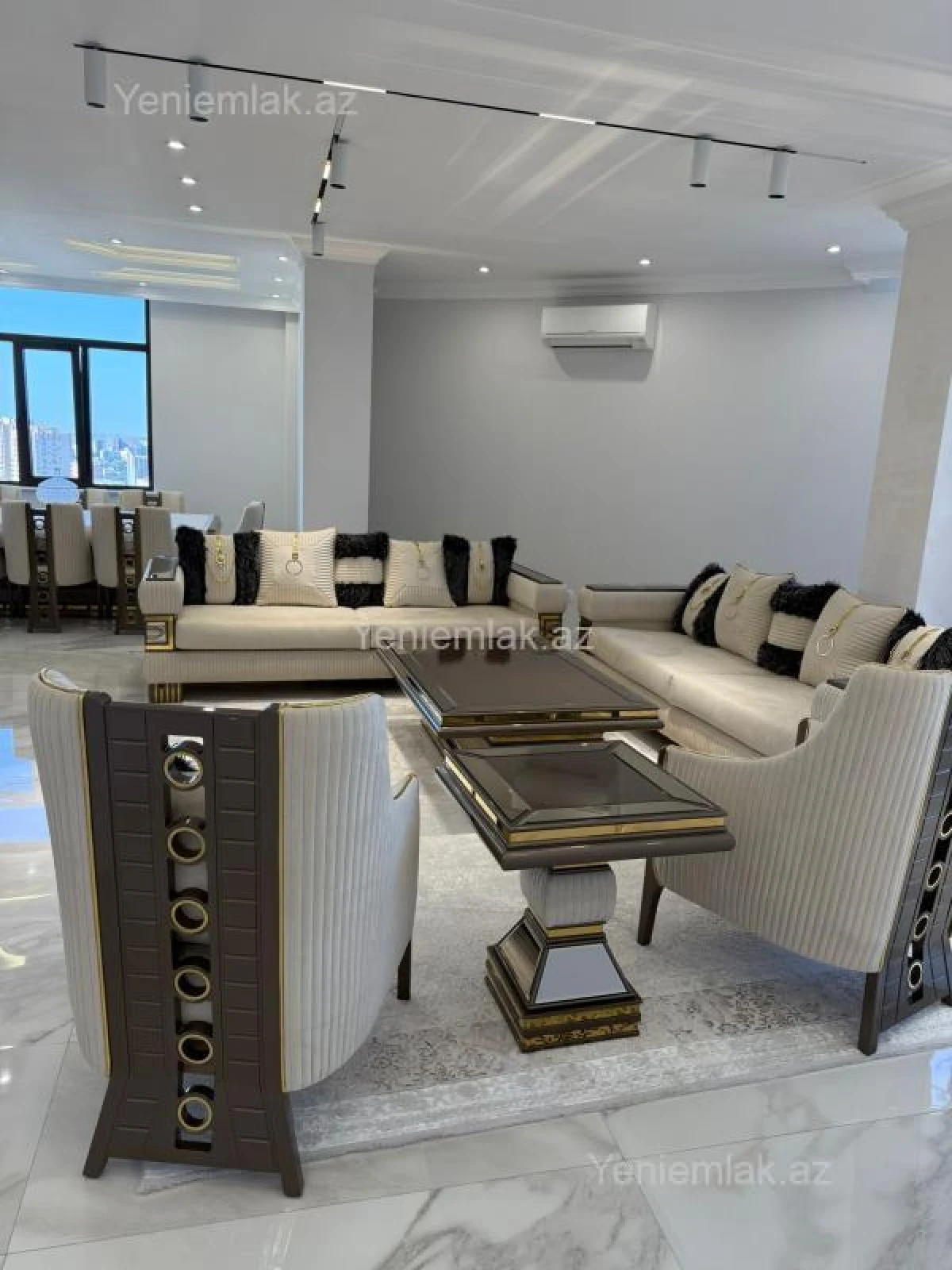 Satılır 5 otaqlı yeni tikili 287 m²