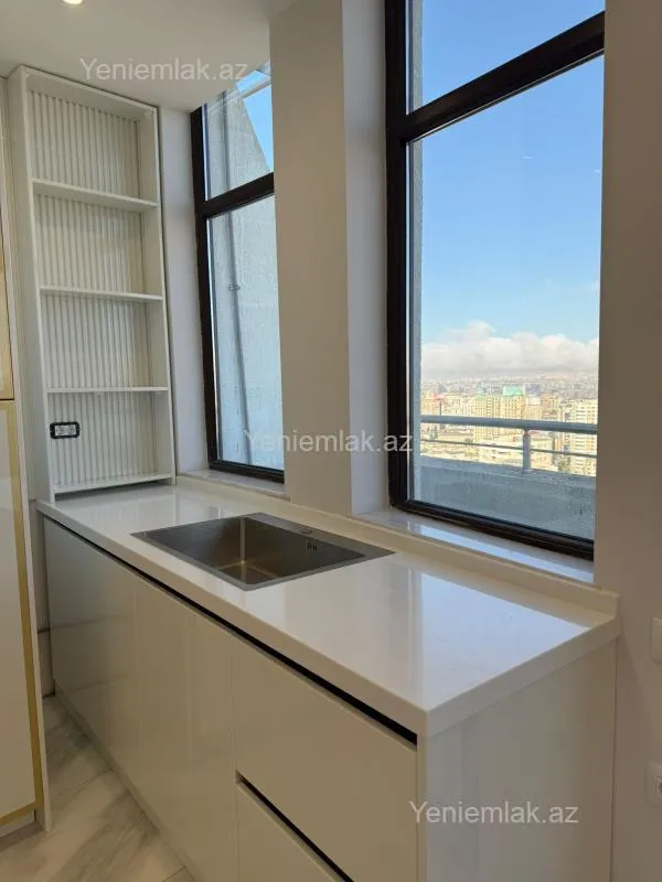 Satılır 5 otaqlı yeni tikili 287 m²
