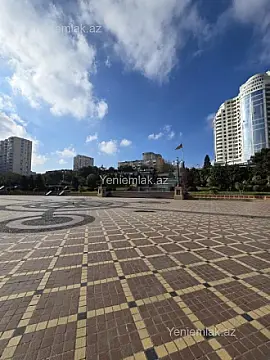 Satılır 5 otaqlı yeni tikili 287 m²