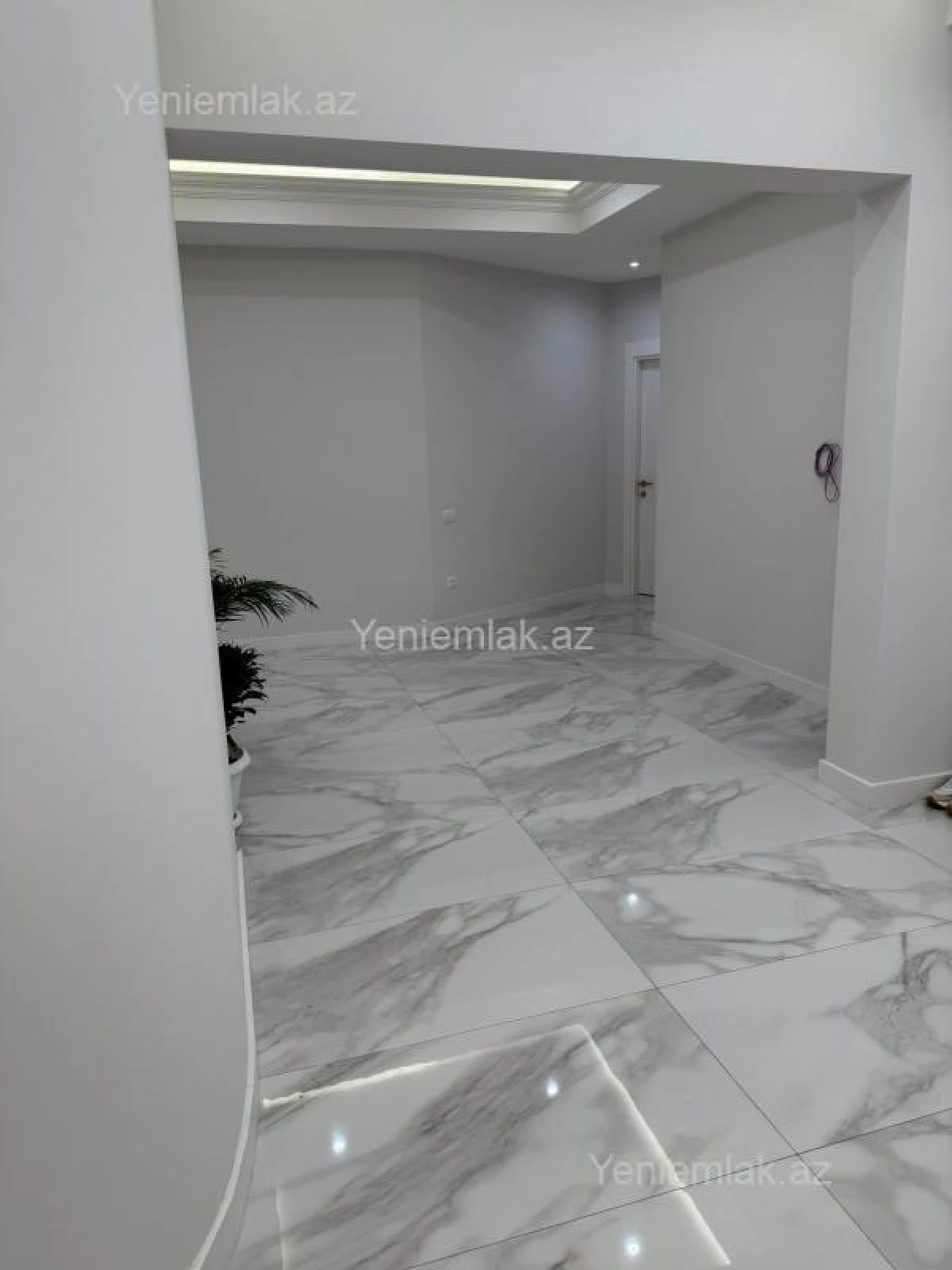 Satılır 5 otaqlı yeni tikili 287 m²