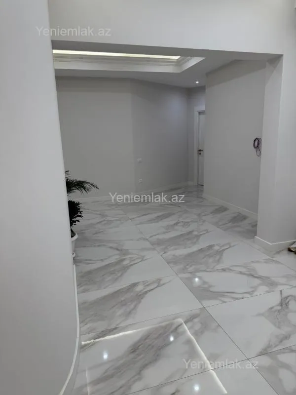 Satılır 5 otaqlı yeni tikili 287 m²