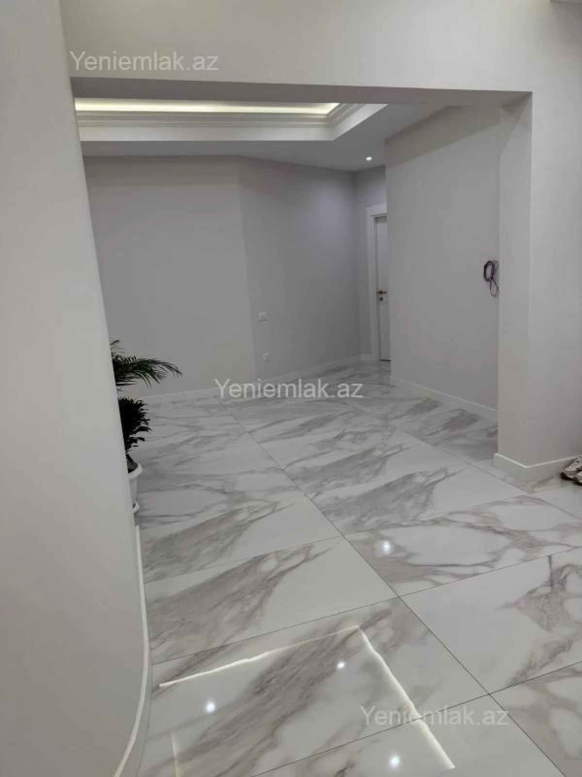 Satılır 5 otaqlı yeni tikili 287 m²