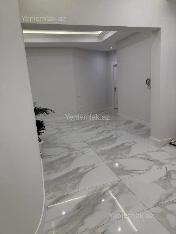 Satılır 5 otaqlı yeni tikili 287 m²
