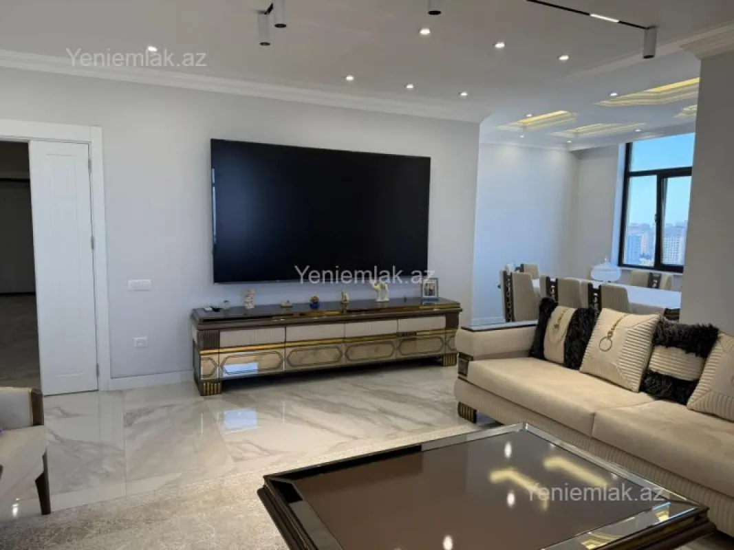 Satılır 5 otaqlı yeni tikili 287 m²