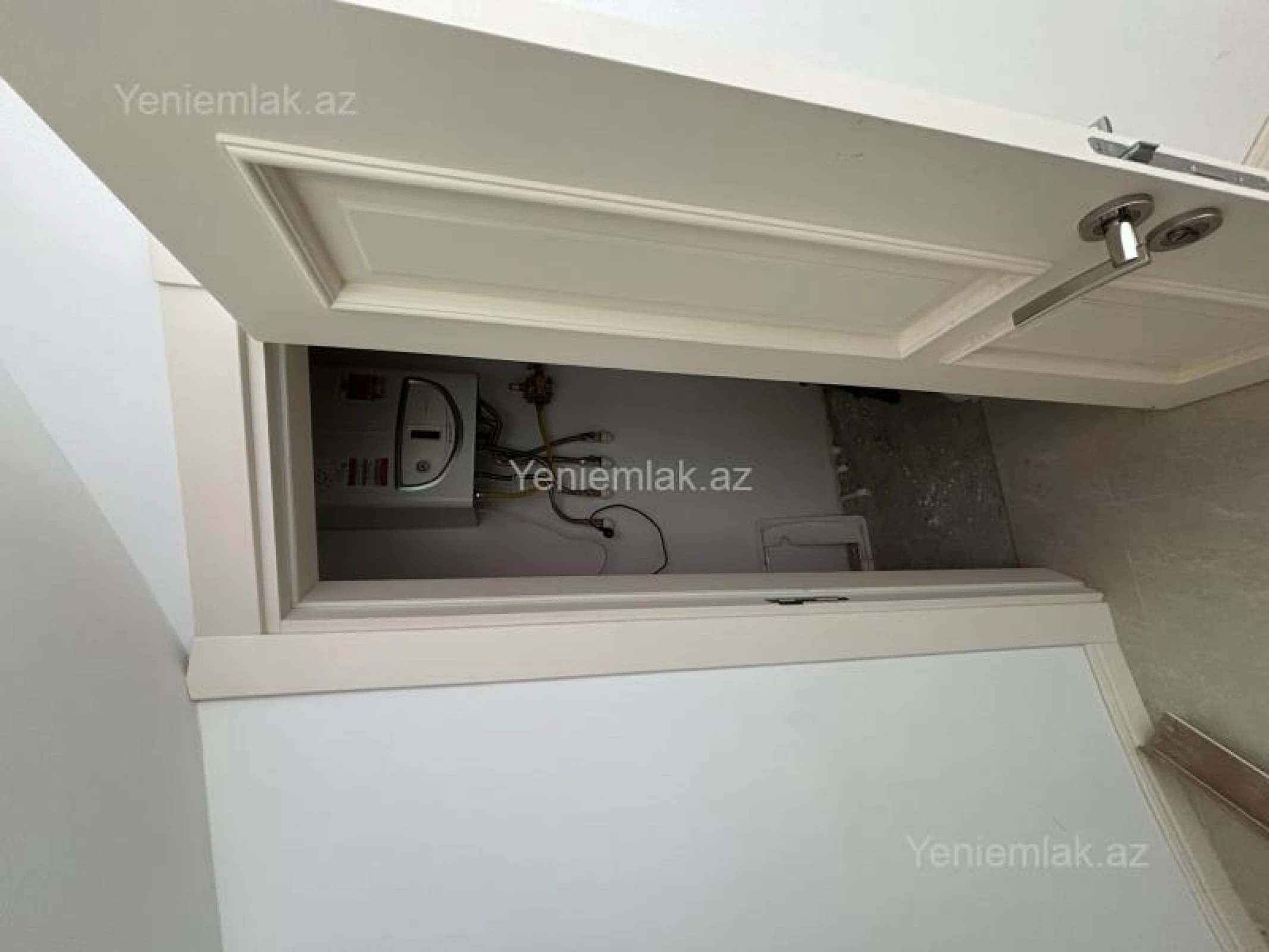 Satılır 6 otaqlı həyət evi 188 m²