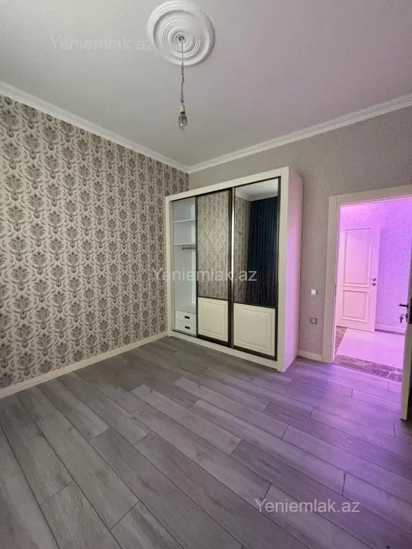 Satılır 6 otaqlı həyət evi 188 m²