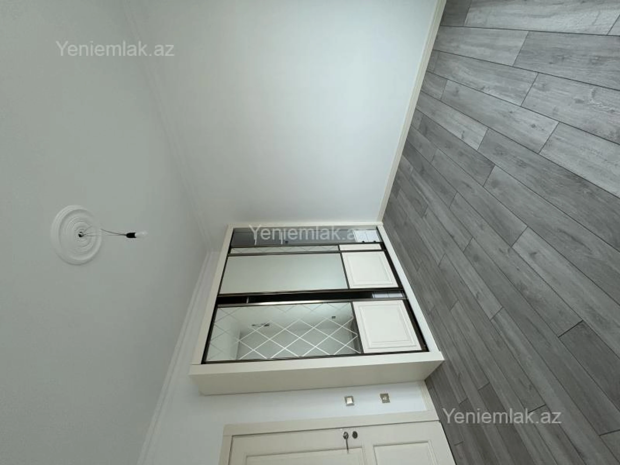 Satılır 6 otaqlı həyət evi 188 m²