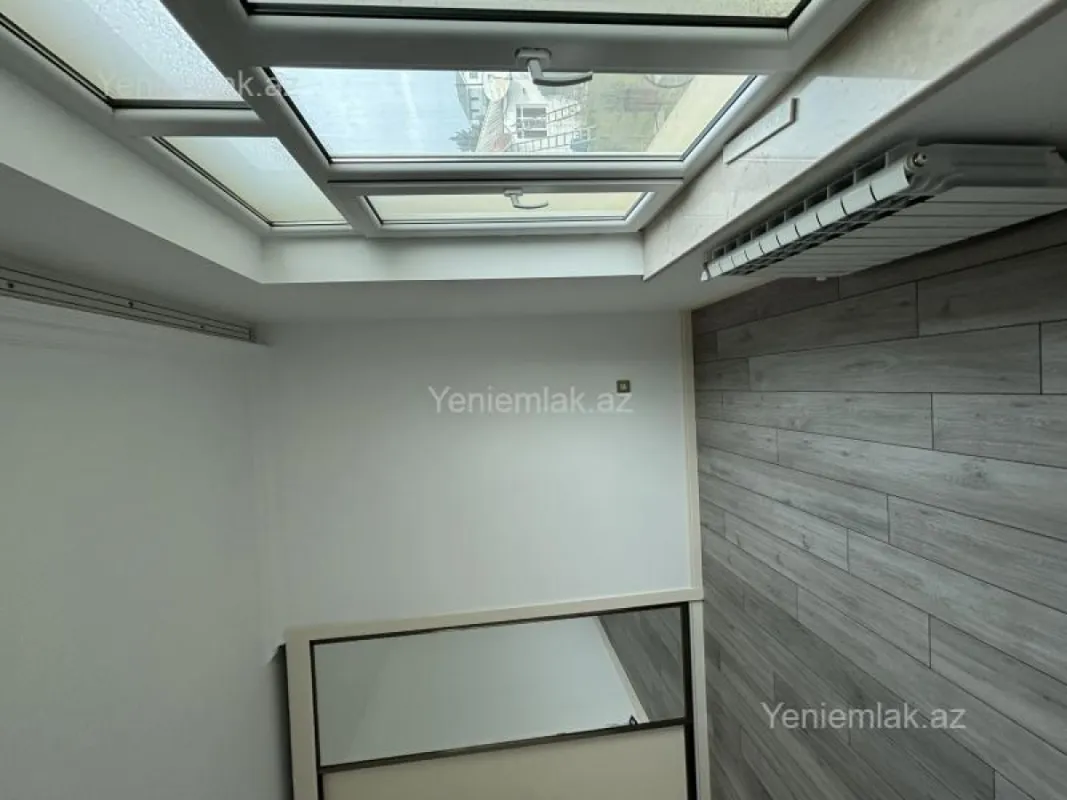 Satılır 6 otaqlı həyət evi 188 m²