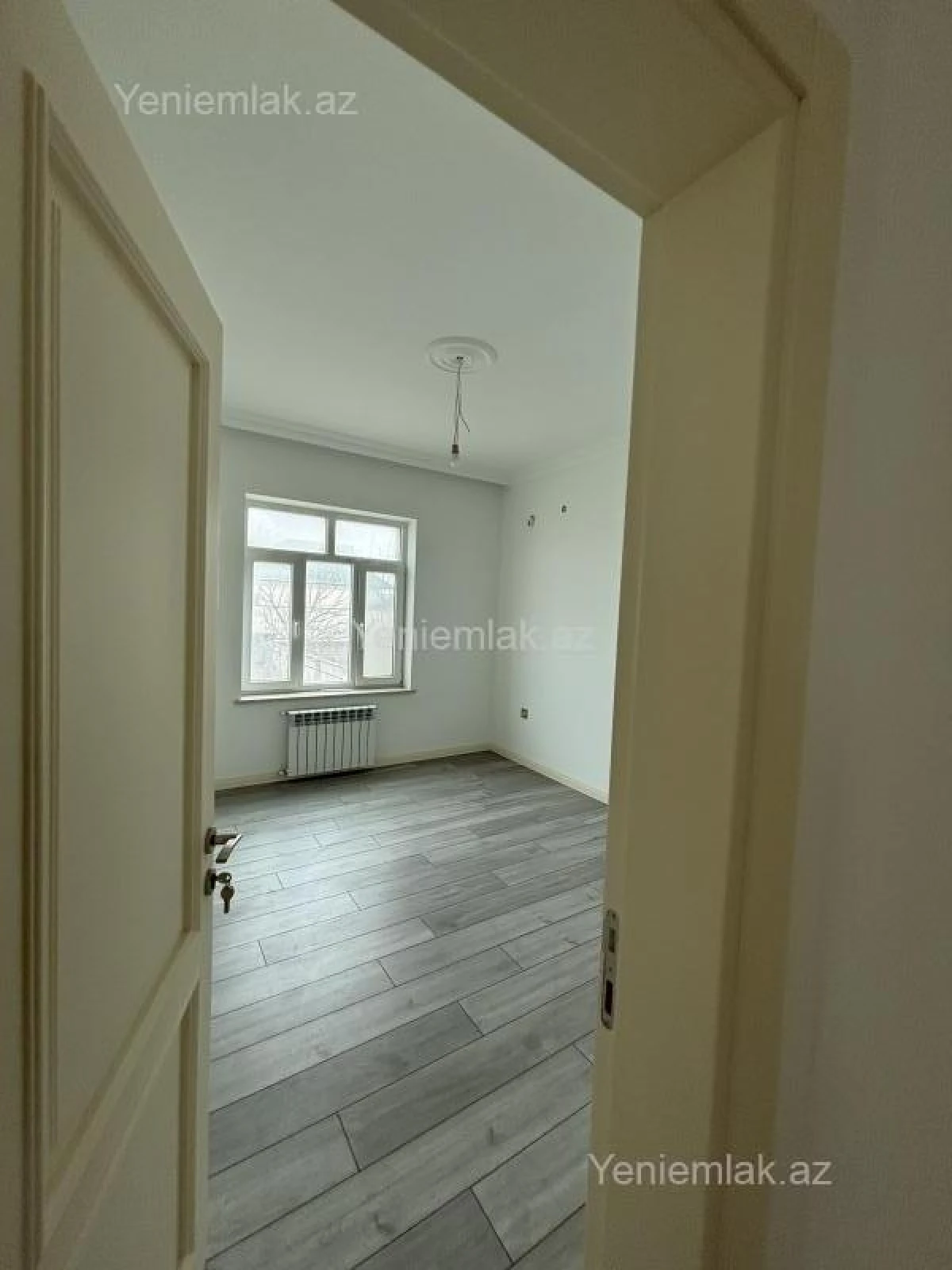 Satılır 6 otaqlı həyət evi 188 m²