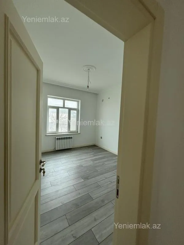 Satılır 6 otaqlı həyət evi 188 m²