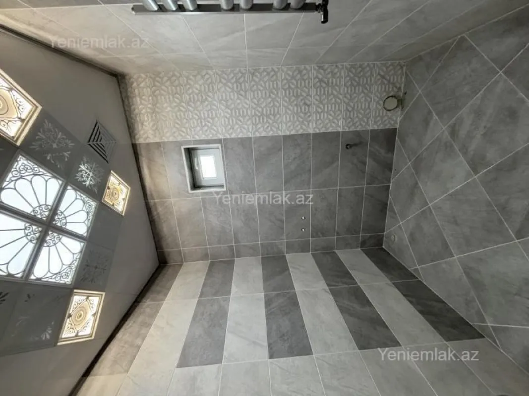 Satılır 6 otaqlı həyət evi 188 m²