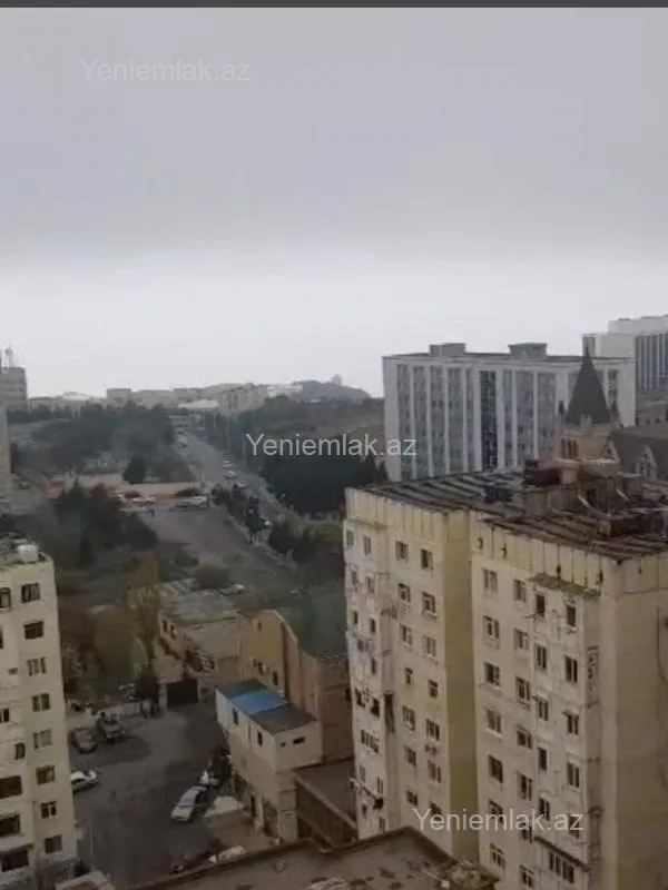 Satılır 3 otaqlı yeni tikili 137 m²