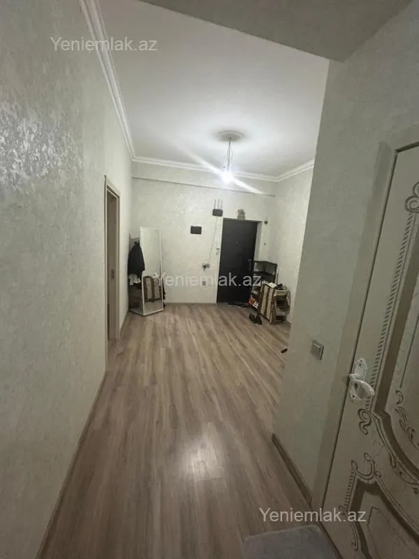 Satılır 3 otaqlı yeni tikili 120 m²