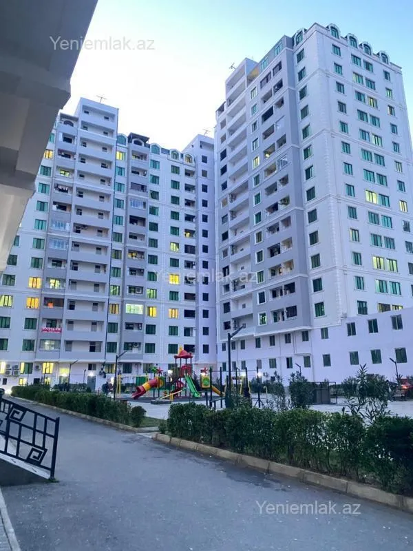 Satılır 4 otaqlı yeni tikili 174 m²