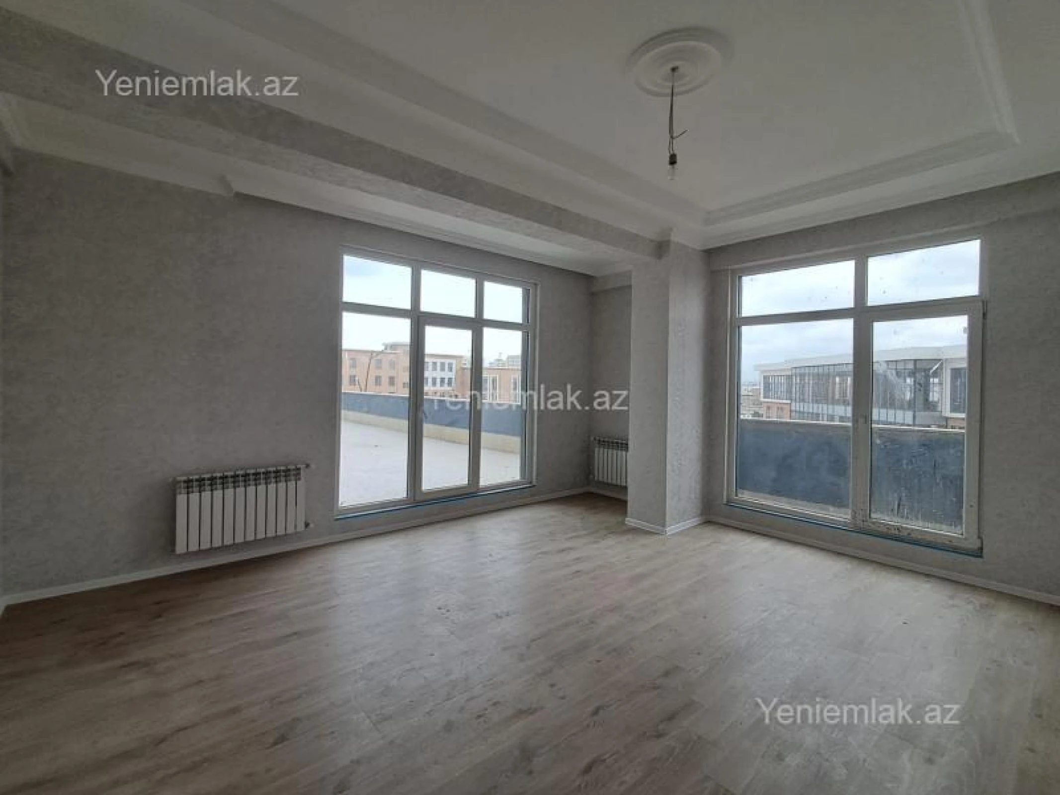 Satılır 2 otaqlı yeni tikili 80 m²