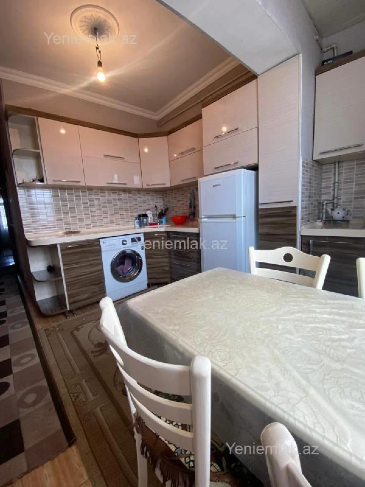 Satılır 3 otaqlı köhnə tikili 80 m²