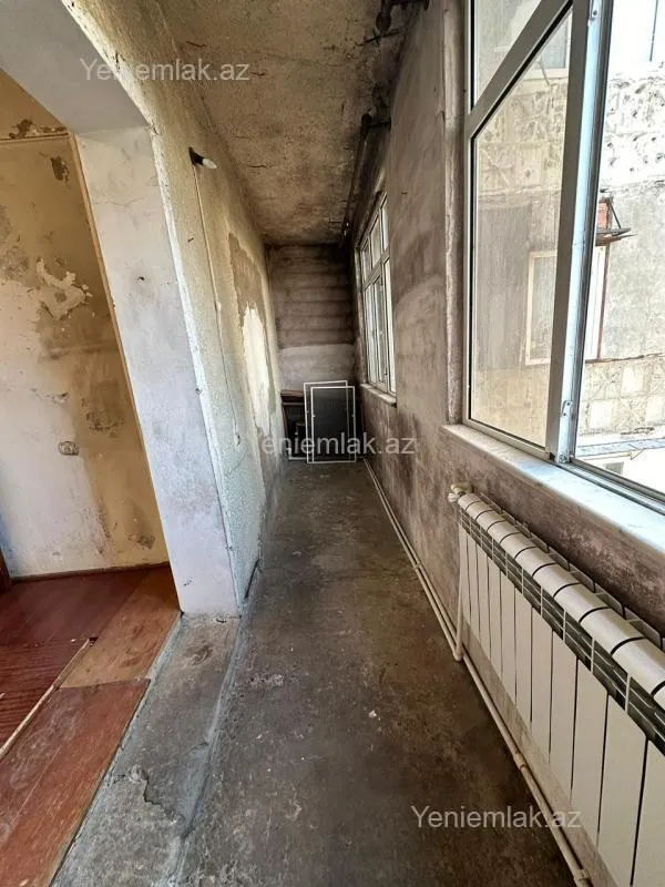 Satılır 3 otaqlı köhnə tikili 88 m²