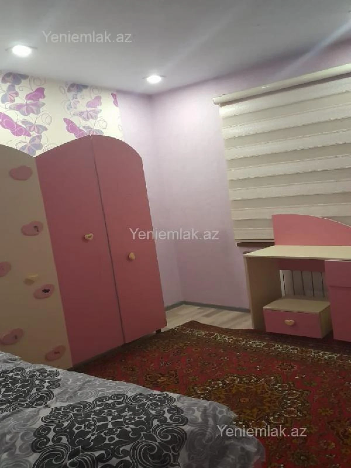 Satılır 4 otaqlı köhnə tikili 100 m²