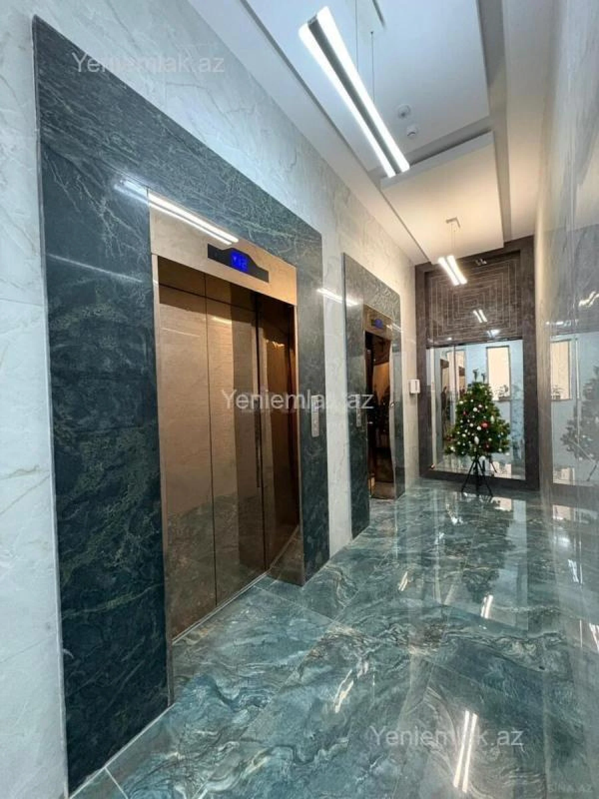 Satılır 3 otaqlı yeni tikili 70 m²