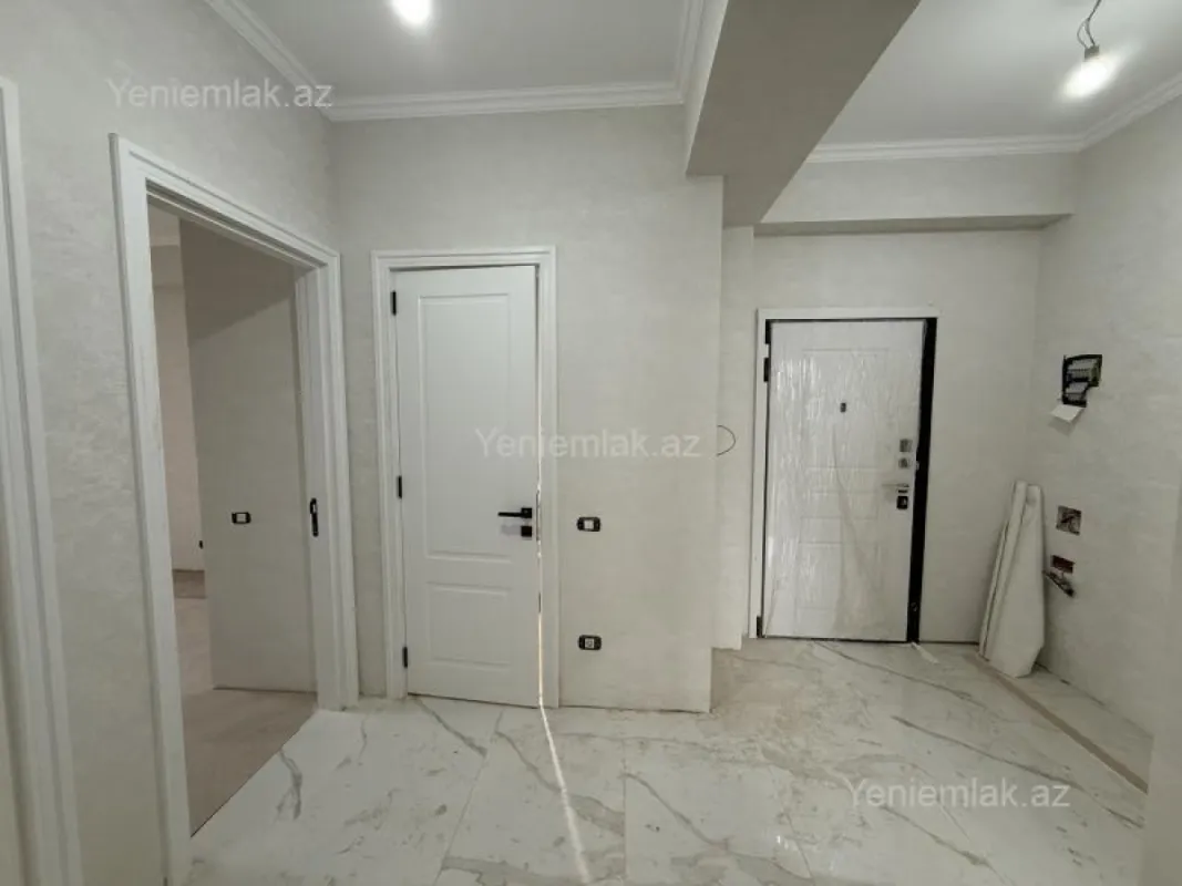 Satılır 3 otaqlı yeni tikili 82.39 m²