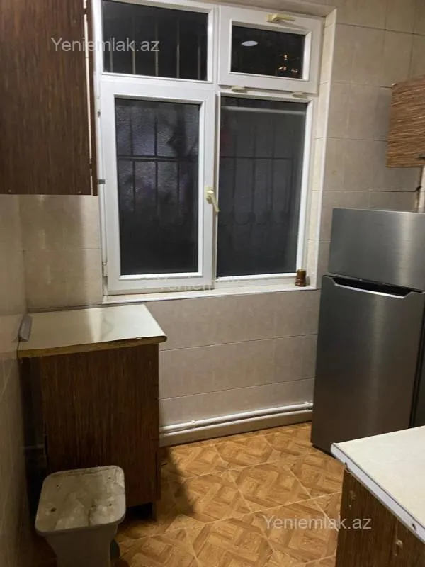 Satılır 2 otaqlı köhnə tikili 45 m²