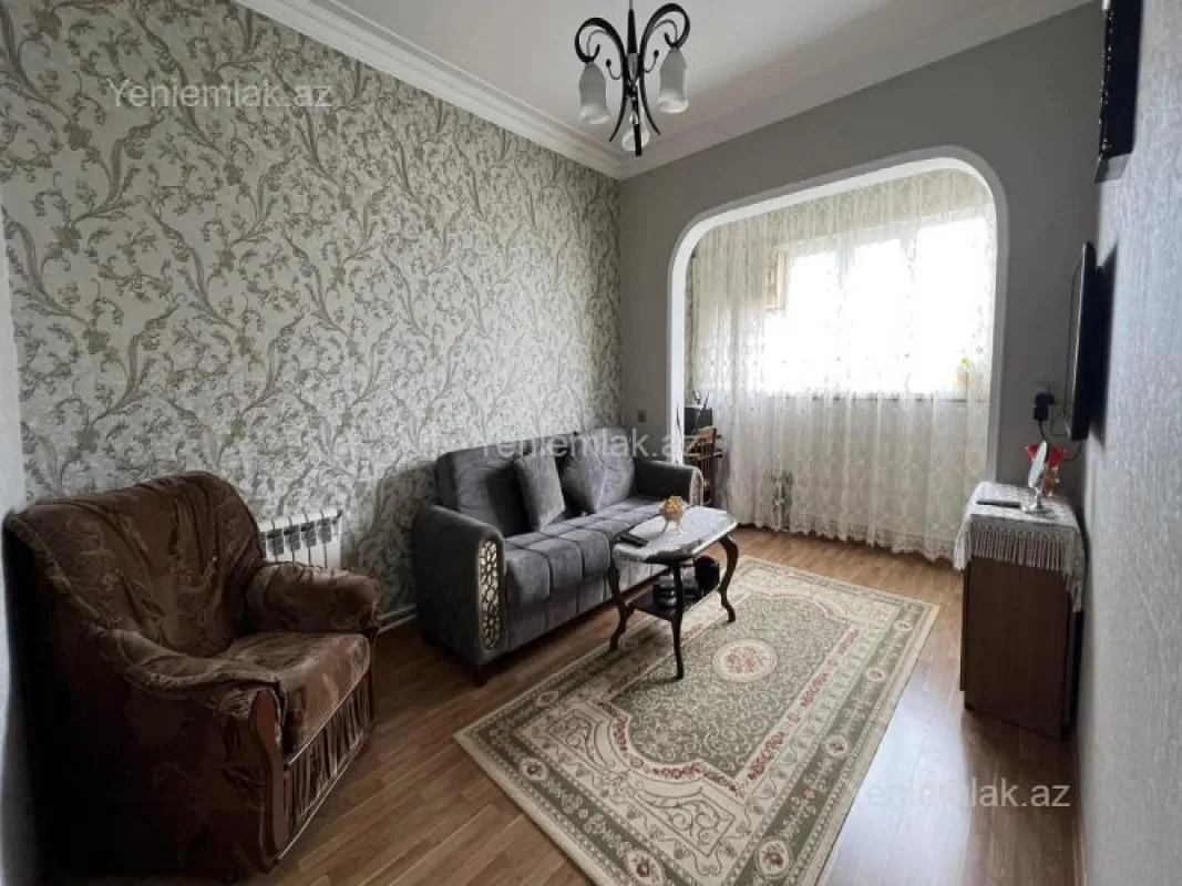 Satılır 3 otaqlı köhnə tikili 75 m²