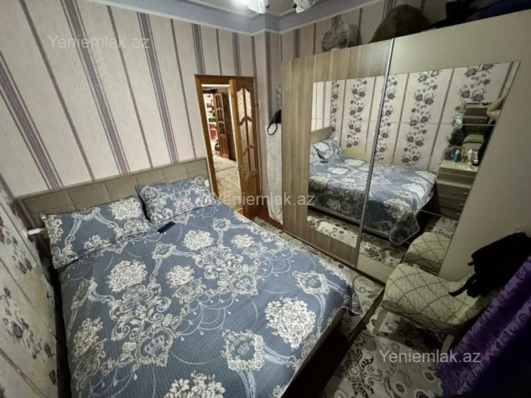 Satılır 3 otaqlı köhnə tikili 80 m²