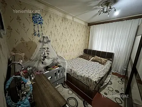 Satılır 3 otaqlı köhnə tikili 80 m²