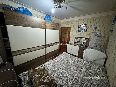 Satılır 3 otaqlı köhnə tikili 80 m²