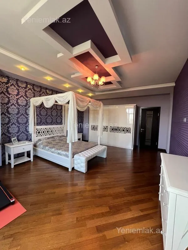 Satılır 4 otaqlı yeni tikili 170 m²