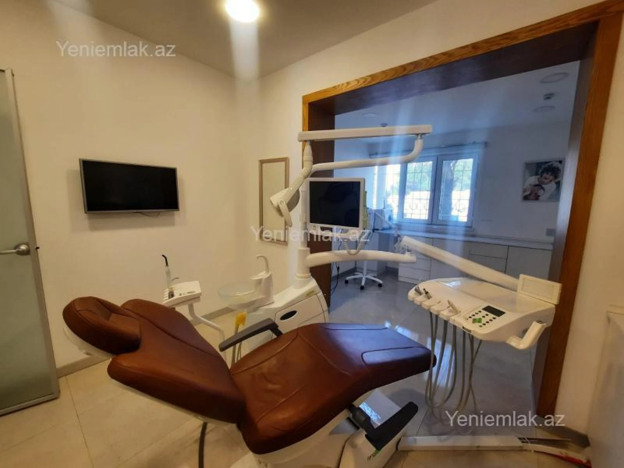 Satılır 4 otaqlı obyekt 100 m²