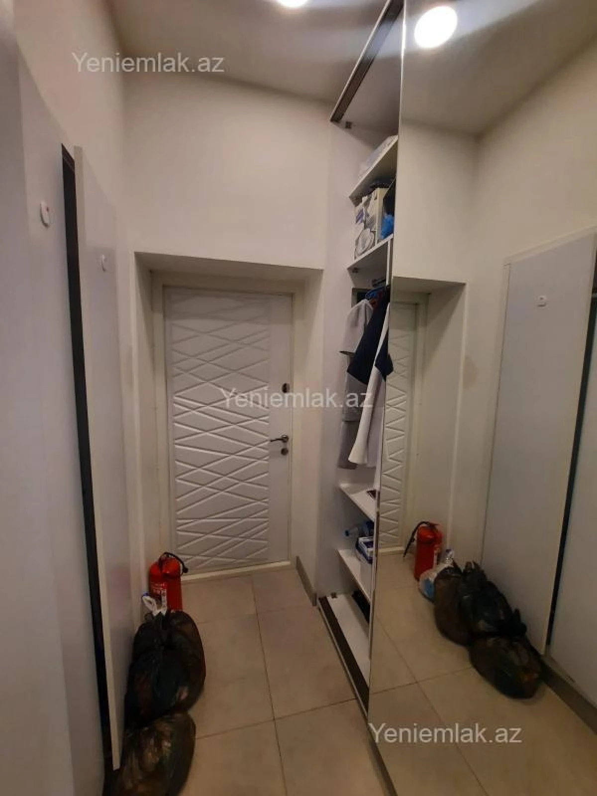 Satılır 4 otaqlı obyekt 100 m²