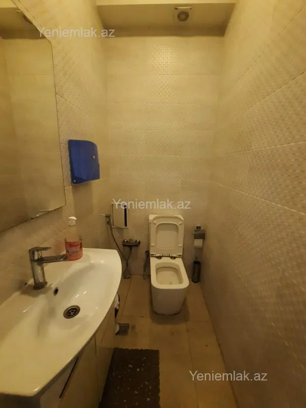 Satılır 4 otaqlı obyekt 100 m²