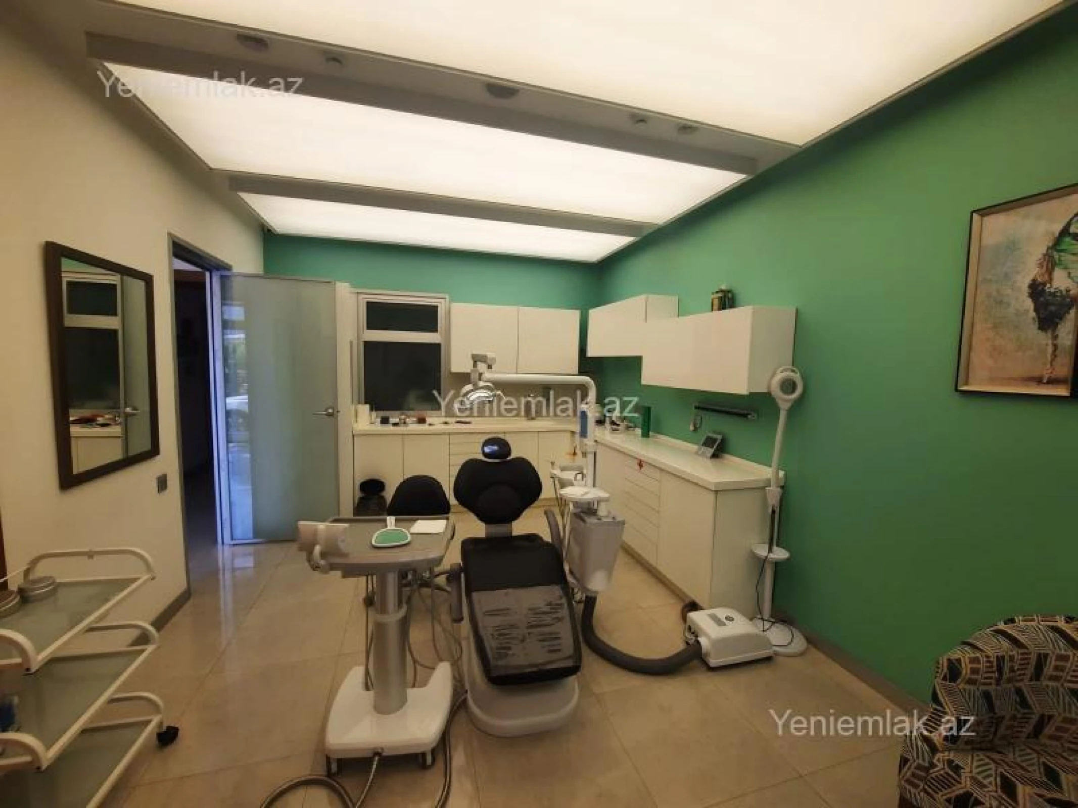 Satılır 4 otaqlı obyekt 100 m²