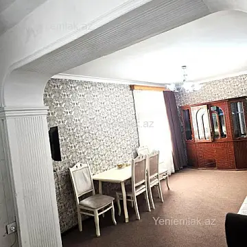 Satılır 2 otaqlı köhnə tikili 42 m²