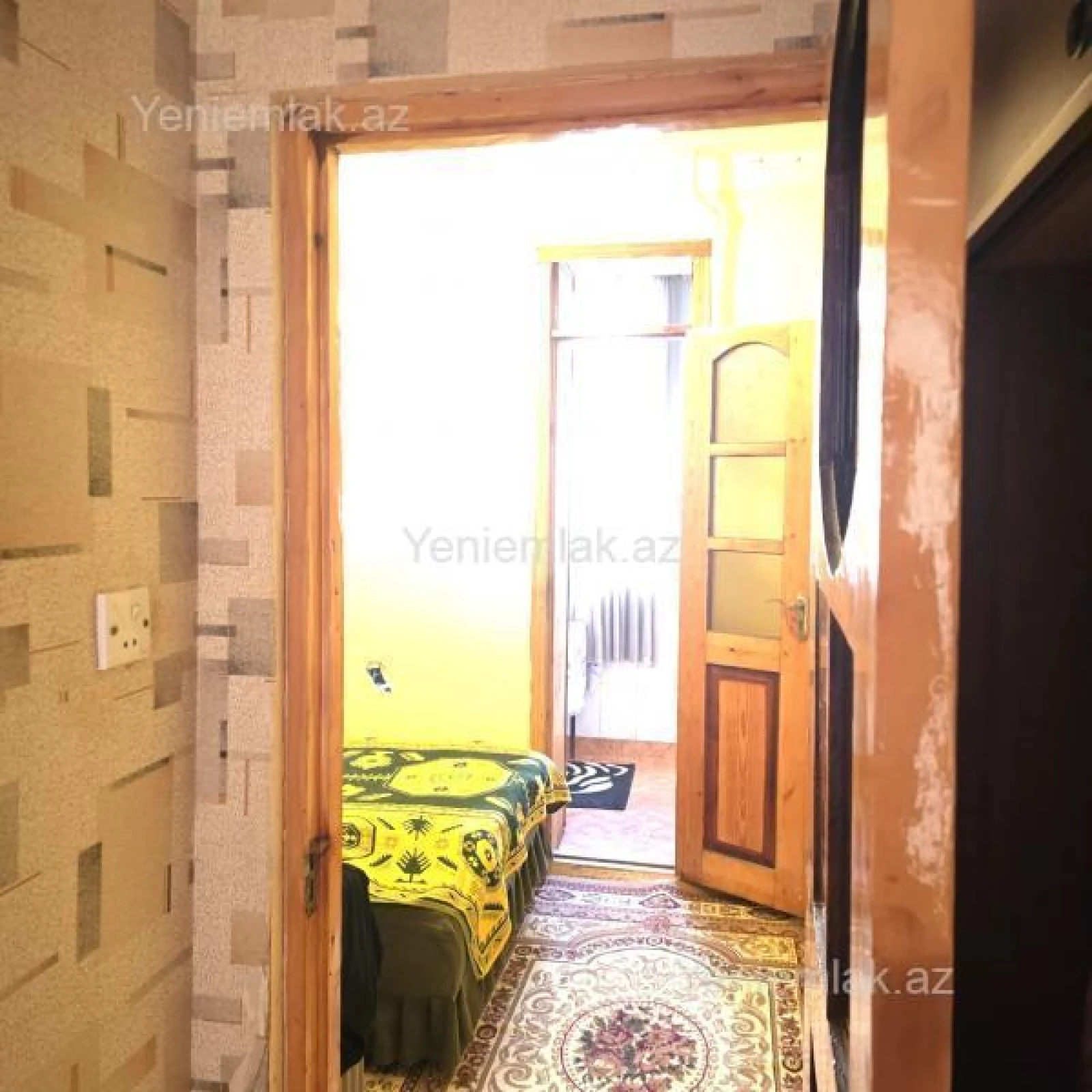 Satılır 2 otaqlı köhnə tikili 42 m²