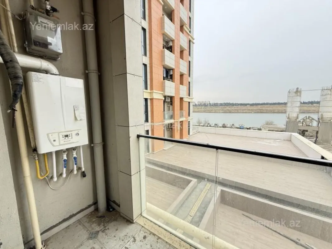 Satılır 3 otaqlı yeni tikili 82.72 m²