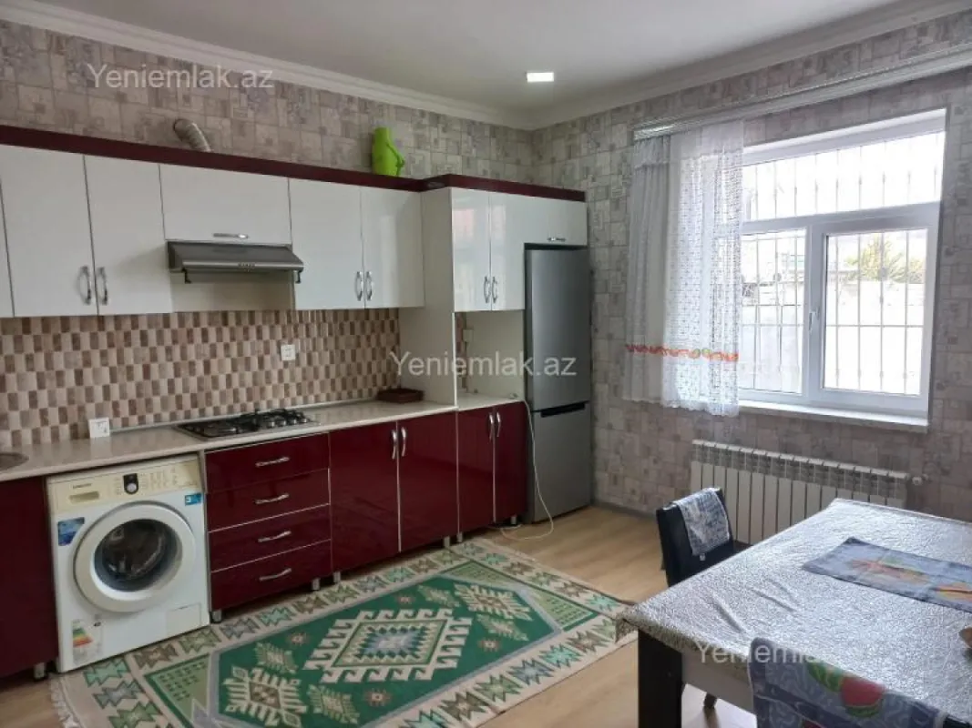 Satılır 4 otaqlı həyət evi 120 m²