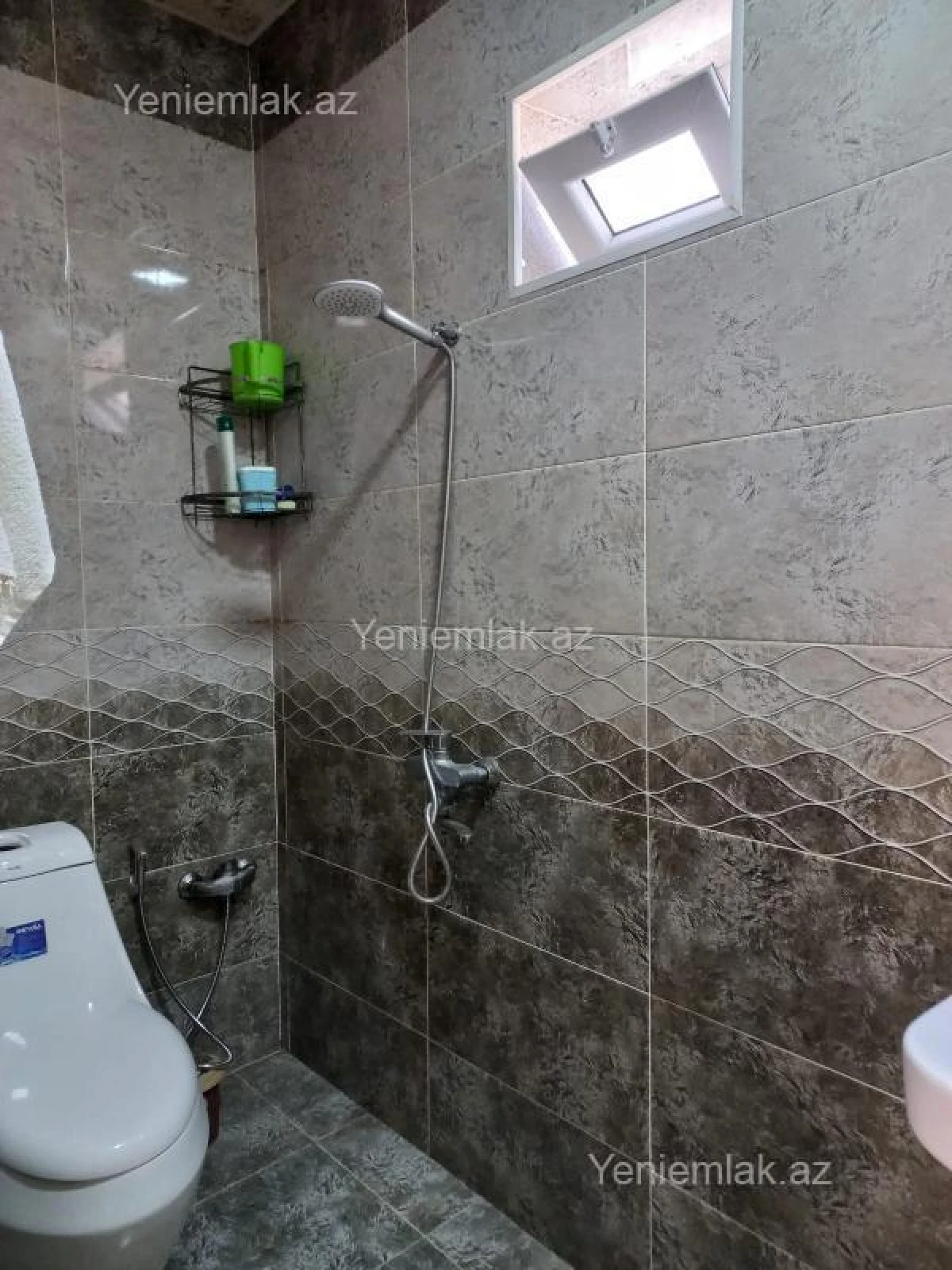 Satılır 4 otaqlı həyət evi 120 m²
