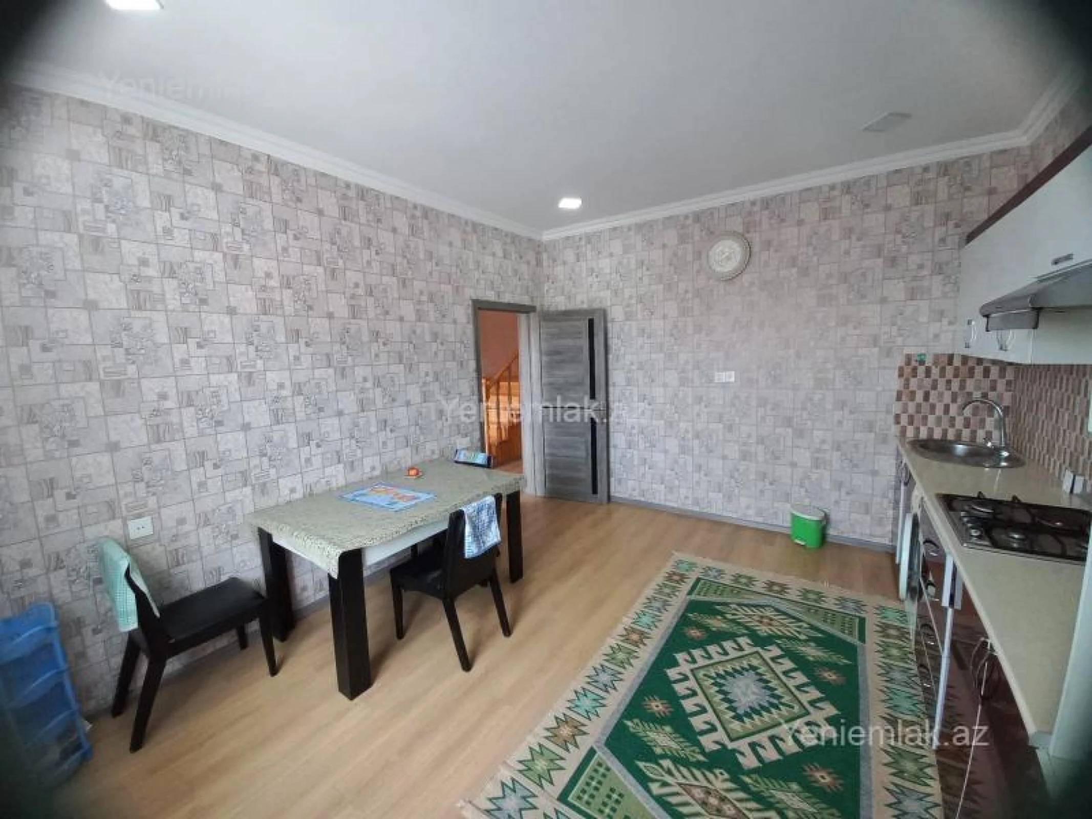 Satılır 4 otaqlı həyət evi 120 m²