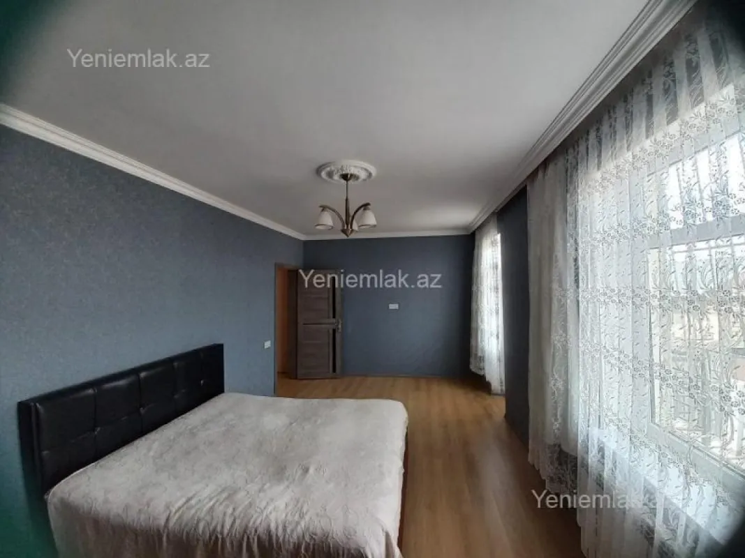 Satılır 4 otaqlı həyət evi 120 m²