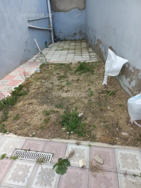 Satılır 4 otaqlı həyət evi 120 m²