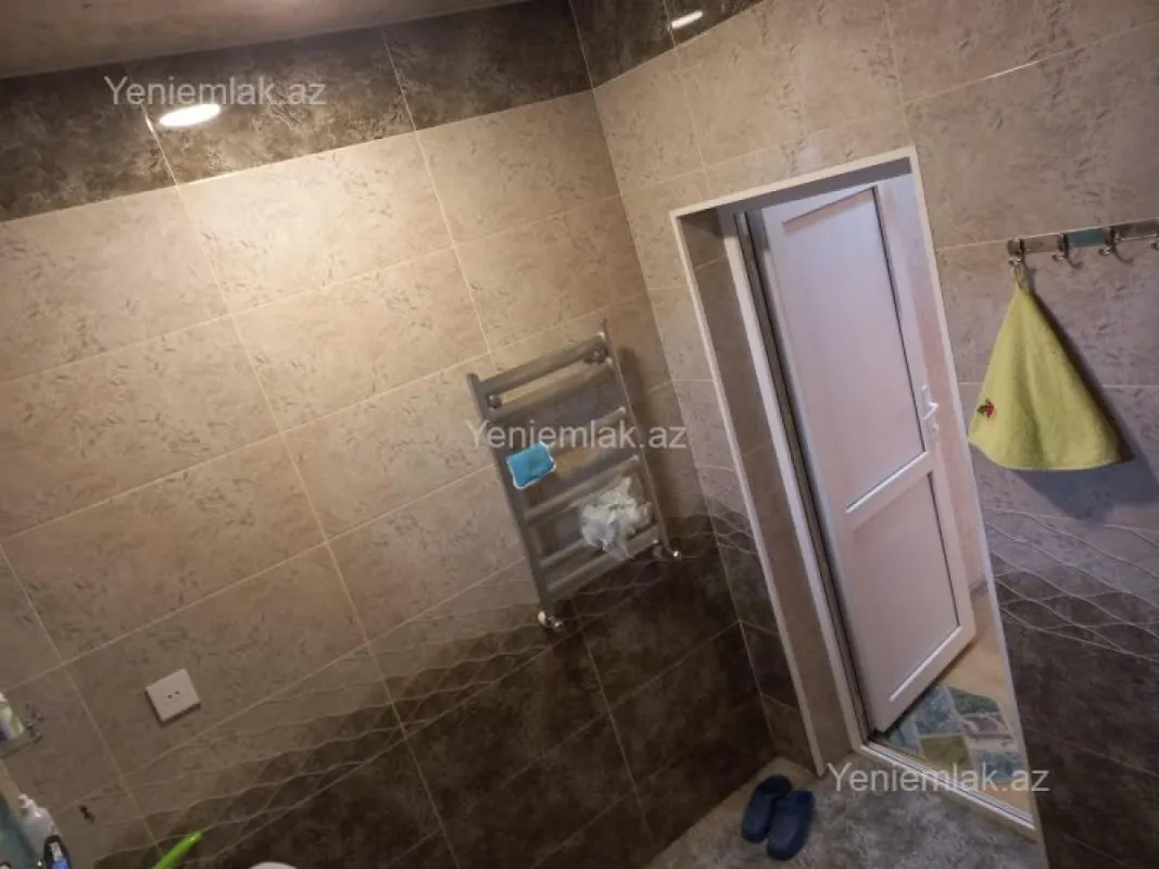 Satılır 4 otaqlı həyət evi 120 m²