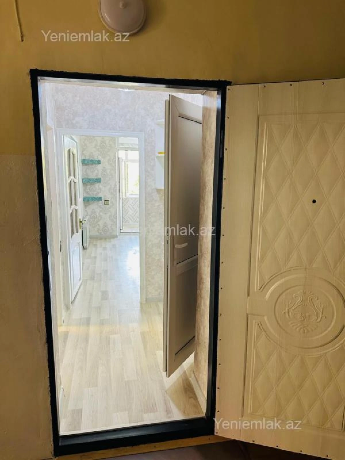 Satılır 3 otaqlı köhnə tikili 43 m²