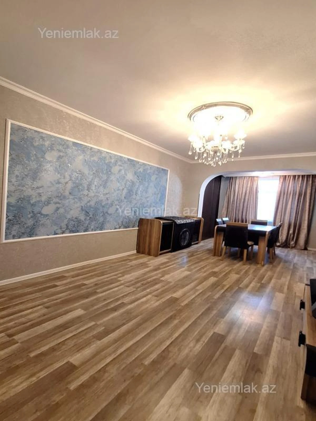Kirayə verilir 2 otaqlı köhnə tikili 50 m²
