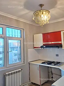 Kirayə verilir 2 otaqlı köhnə tikili 50 m²